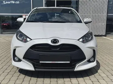 Car image 3