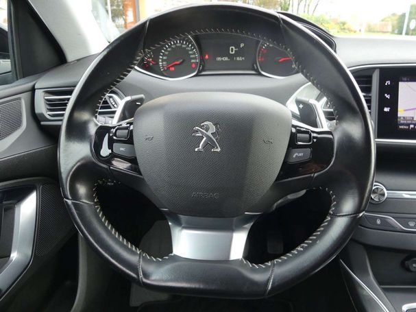 Peugeot 308 1.5 BlueHDi 130 Style 96 kW image number 8