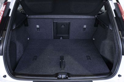 Car image 37