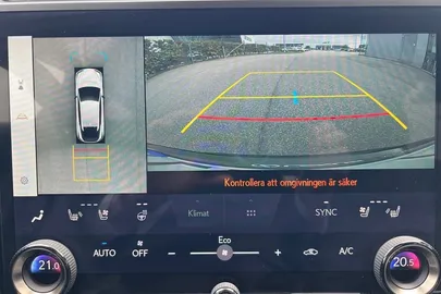Car image 27