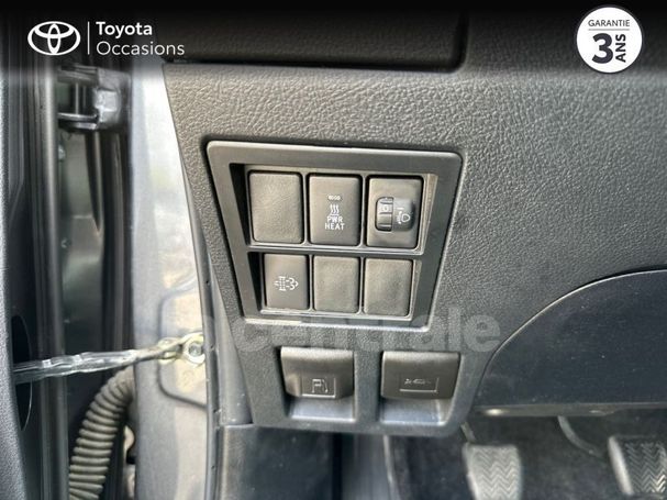 Toyota Hilux D Cab 2.4 4D 4WD 110 kW image number 8