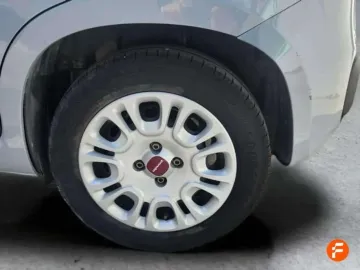 Car image 21