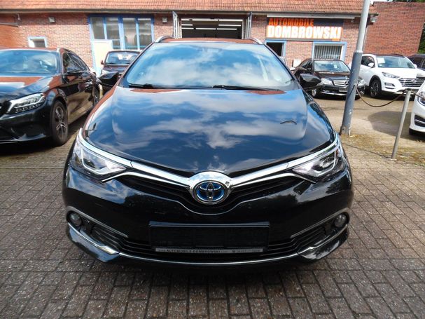 Toyota Auris Touring Sports 1.8 Hybrid Executive 100 kW image number 3