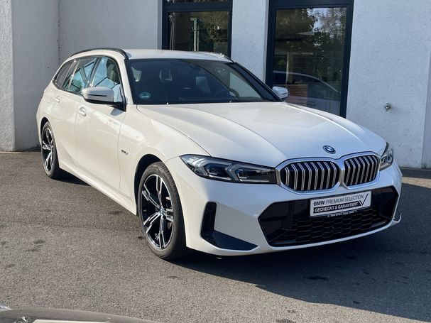 BMW 330 e Touring 215 kW image number 17