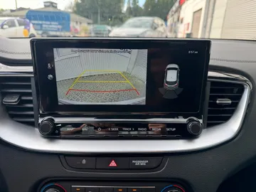 Car image 33