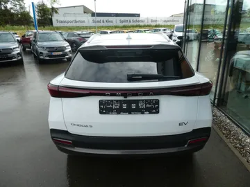 Car image 42