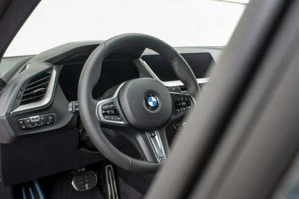 BMW 220i 131 kW image number 13