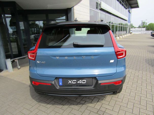 Volvo XC40 Recharge Pure Electric 185 kW image number 4