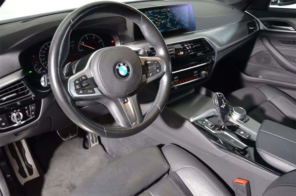 BMW 520d Touring 140 kW image number 4