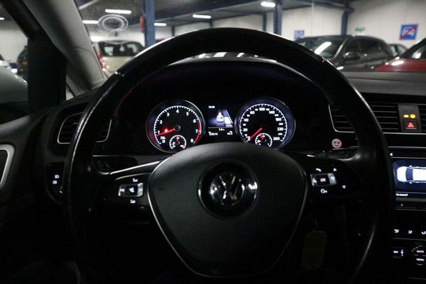 Volkswagen Golf 1.2 TSI Cup 81 kW image number 12