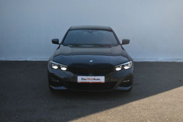 BMW 320i xDrive 135 kW image number 11