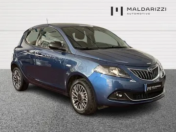 Car image 1