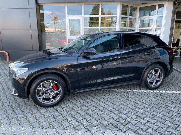 Alfa Romeo Stelvio 2.0 Turbo 16V 147 kW image number 4