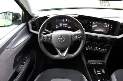 Car image 15