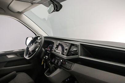 Car image 36