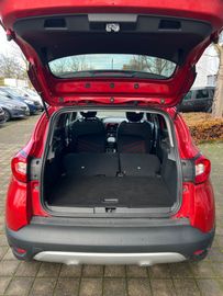 Car image 36