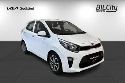 Car image 3