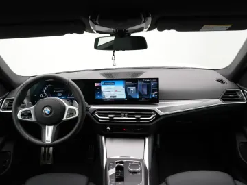 Car image 35