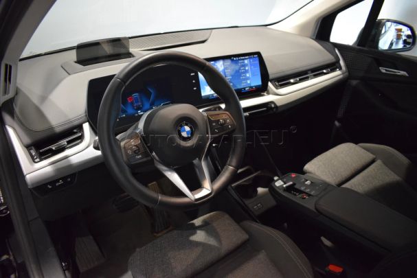 BMW 218d Active Tourer 110 kW image number 4