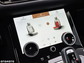 Car image 40