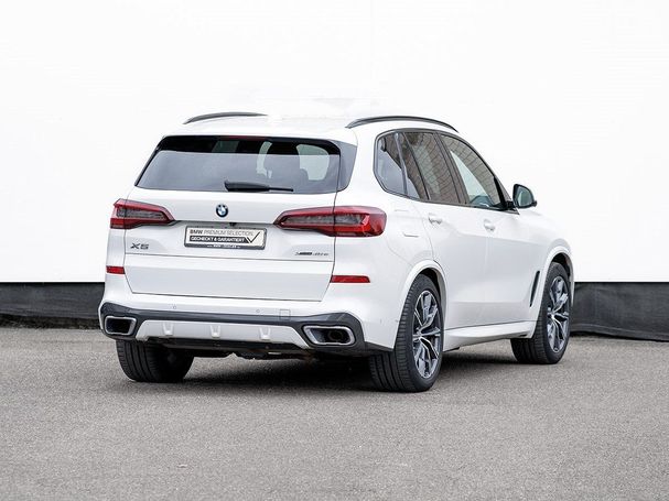 BMW X5 45e xDrive 290 kW image number 3