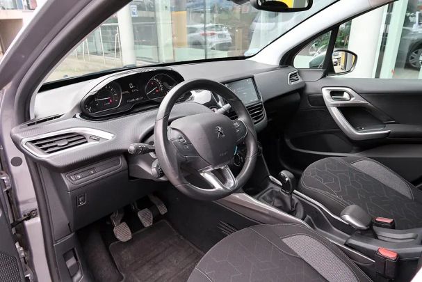 Peugeot 2008 PureTech 82 Active 61 kW image number 8