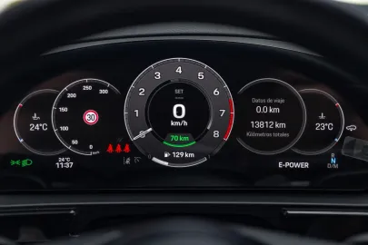 Car image 35