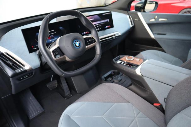 BMW iX 385 kW image number 4