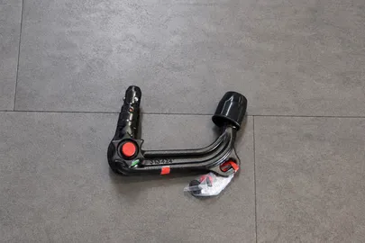 Car image 35