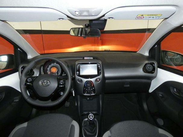 Toyota Aygo 53 kW image number 10