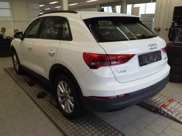 Audi Q3 45 TFSIe S tronic 180 kW image number 4