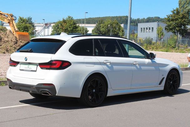 BMW 530d Touring xDrive 210 kW image number 3