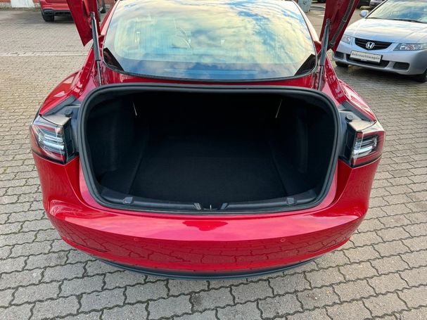 Tesla Model 3 Plus 239 kW image number 19