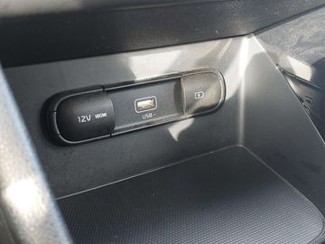 Car image 33