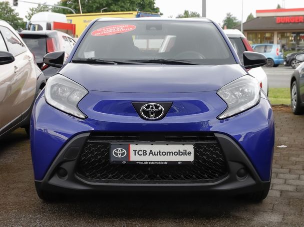 Toyota Aygo X 1.0 53 kW image number 2