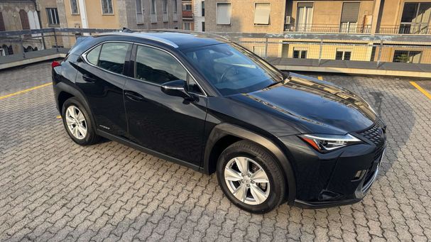 Lexus UX 250h 135 kW image number 1