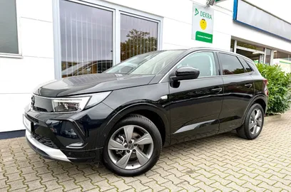 Car image 2