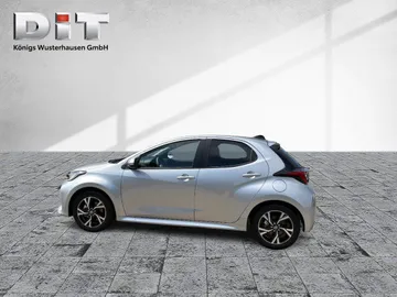 Car image 3