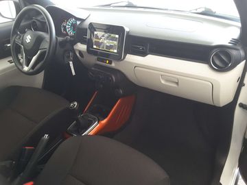 Car image 10