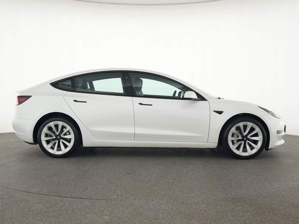 Tesla Model 3 208 kW image number 4