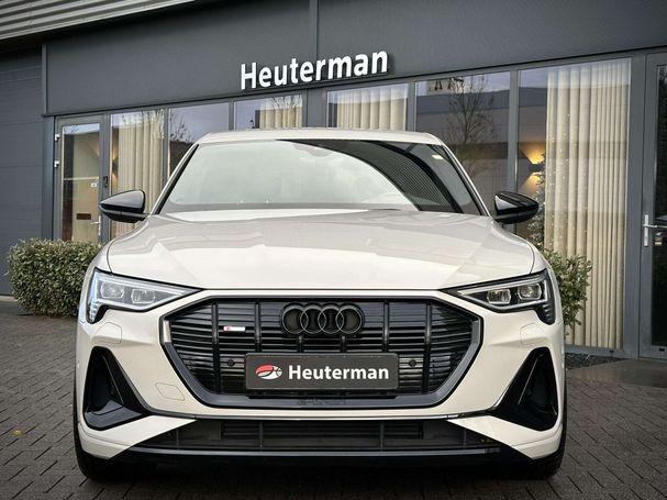 Audi e-tron 50 quattro Sportback 230 kW image number 1