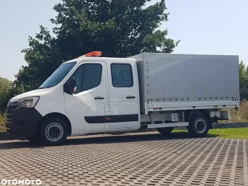 Car image 40