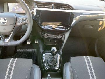 Car image 15