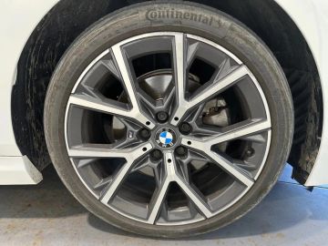 Car image 39