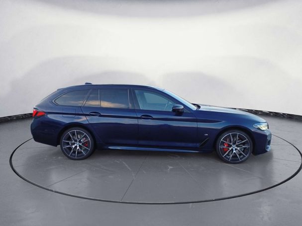 BMW 540d Touring xDrive 250 kW image number 6