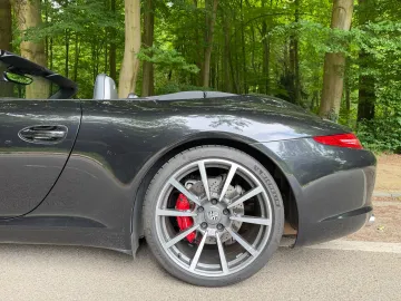 Car image 27