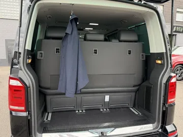 Car image 47