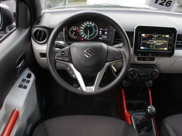 Car image 4