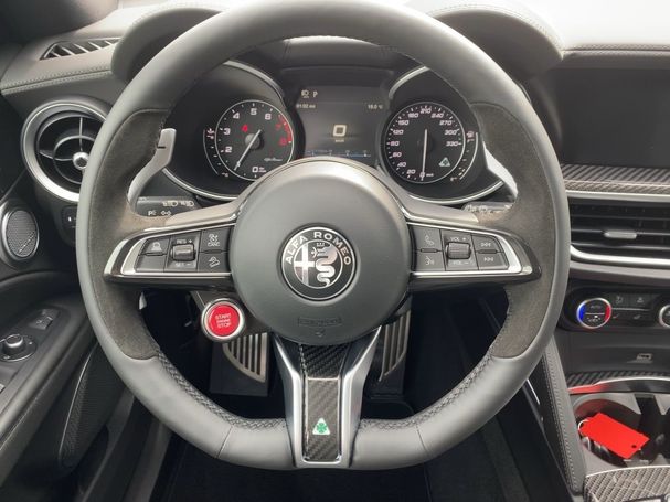 Alfa Romeo Stelvio V6 2.9 Quadrifoglio 375 kW image number 9