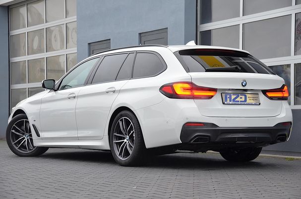 BMW 530d Touring xDrive 210 kW image number 4